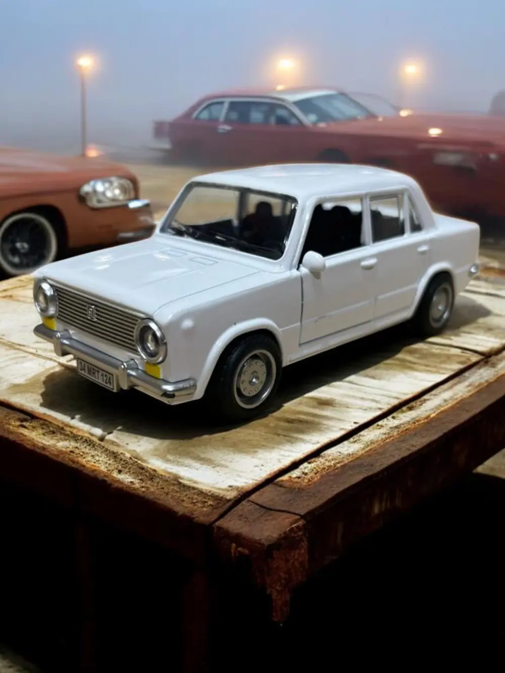 Metal Çek Bırak Murat 124 Araba Beyaz Sesli ve Işıklı ( 1/36 Ölçe