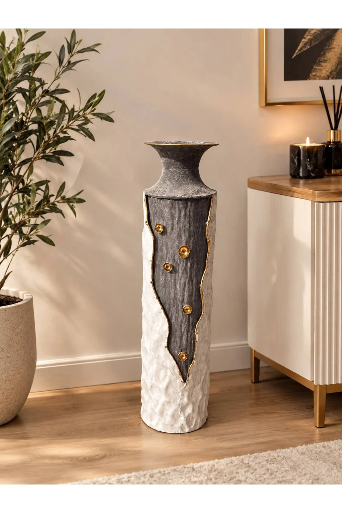 Metal Dekoratif Gri Gold Detaylı Vazo Küçük 55*14cm - Görsel 3