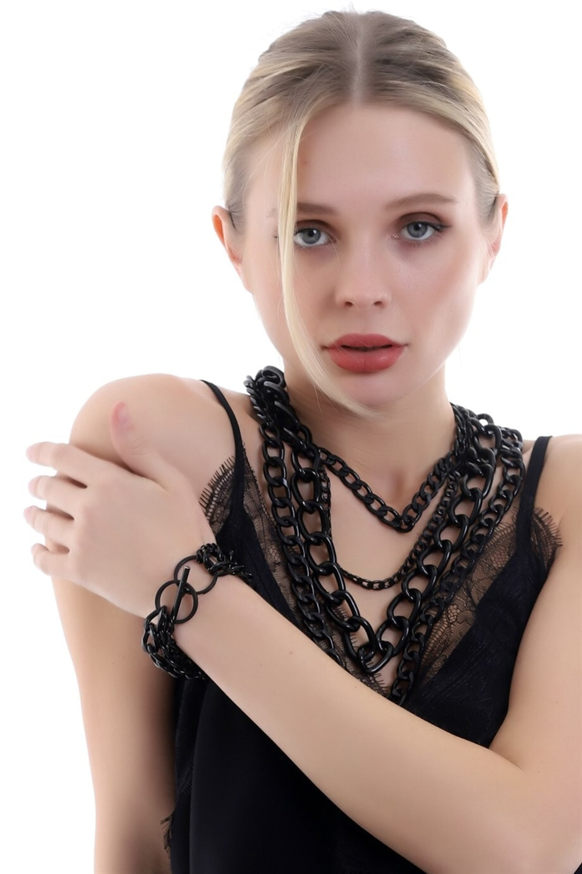 Metal Detaylı Bileklik