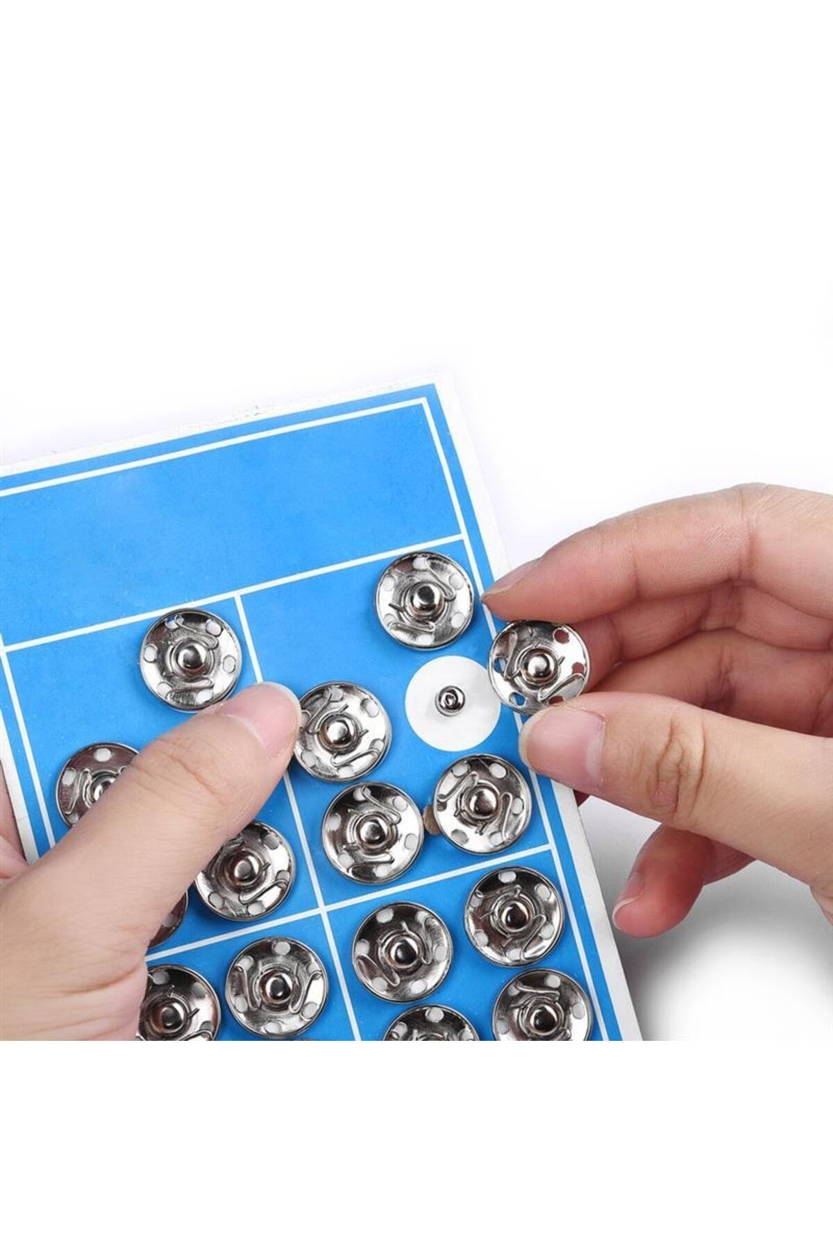 Tuhafiyecimiz Metal, Dikmeli Çıtçıt Düğme No4 (16Mm) 24 Adet Gümüş