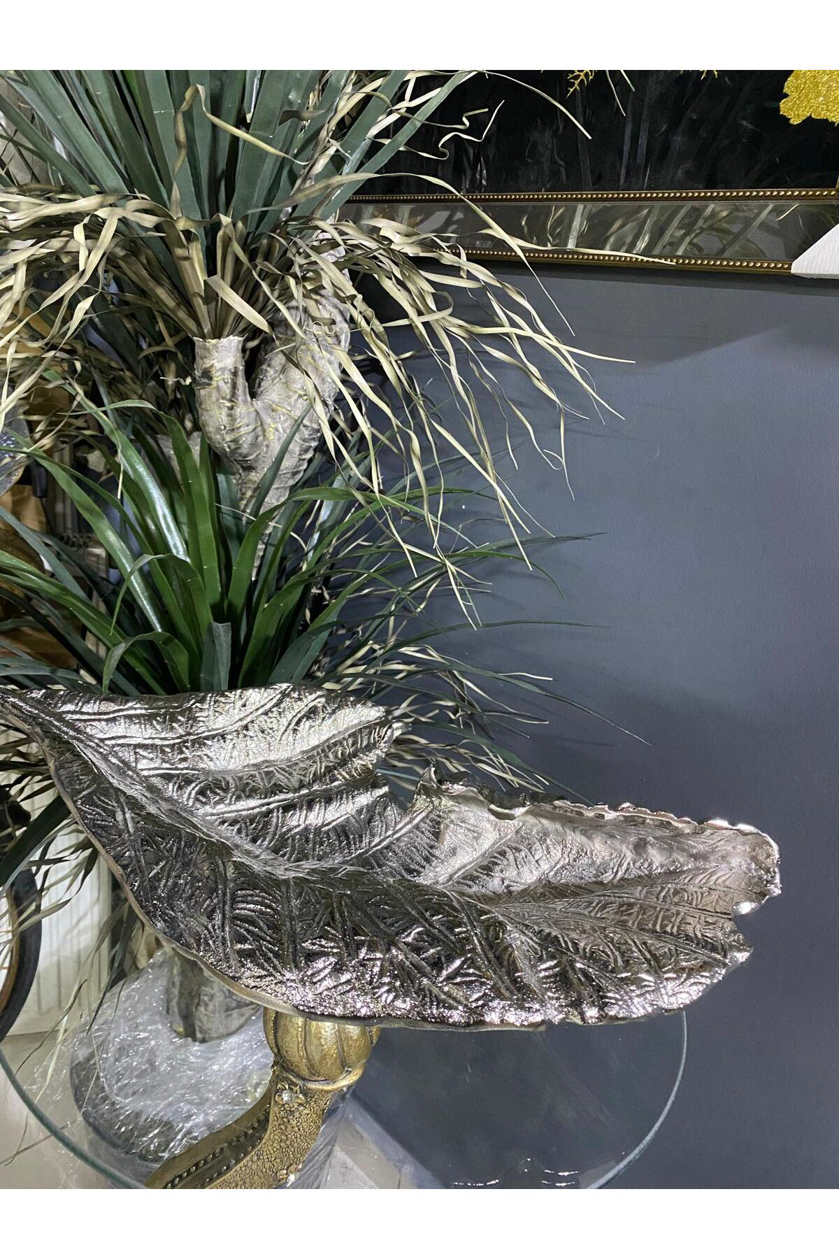 Elif Aksesuar Metal Döküm Kıvrımlı Dekoratif Yaprak Tabak