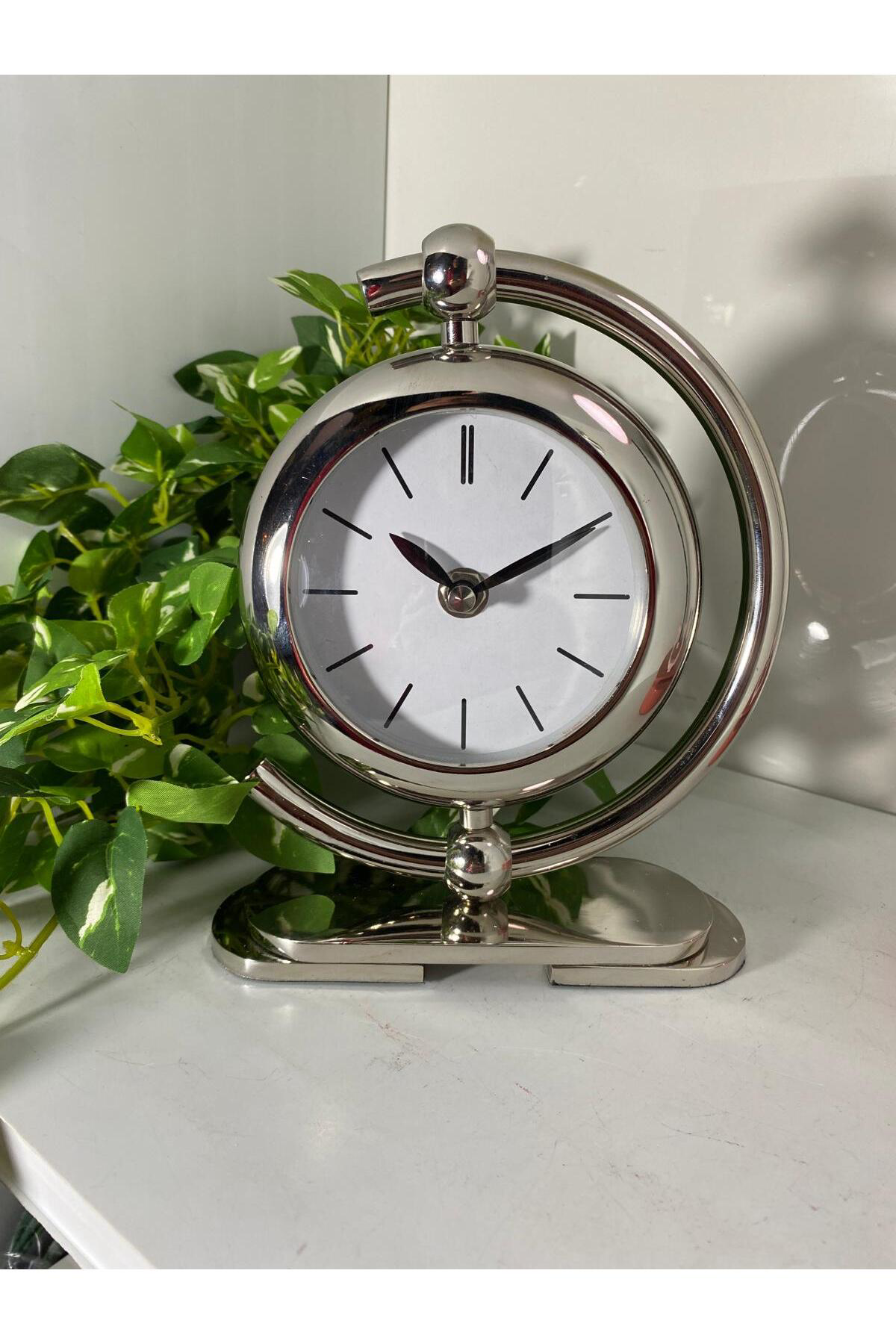 Elif Aksesuar Metal Gold Lüx Masa Saati Gümüş