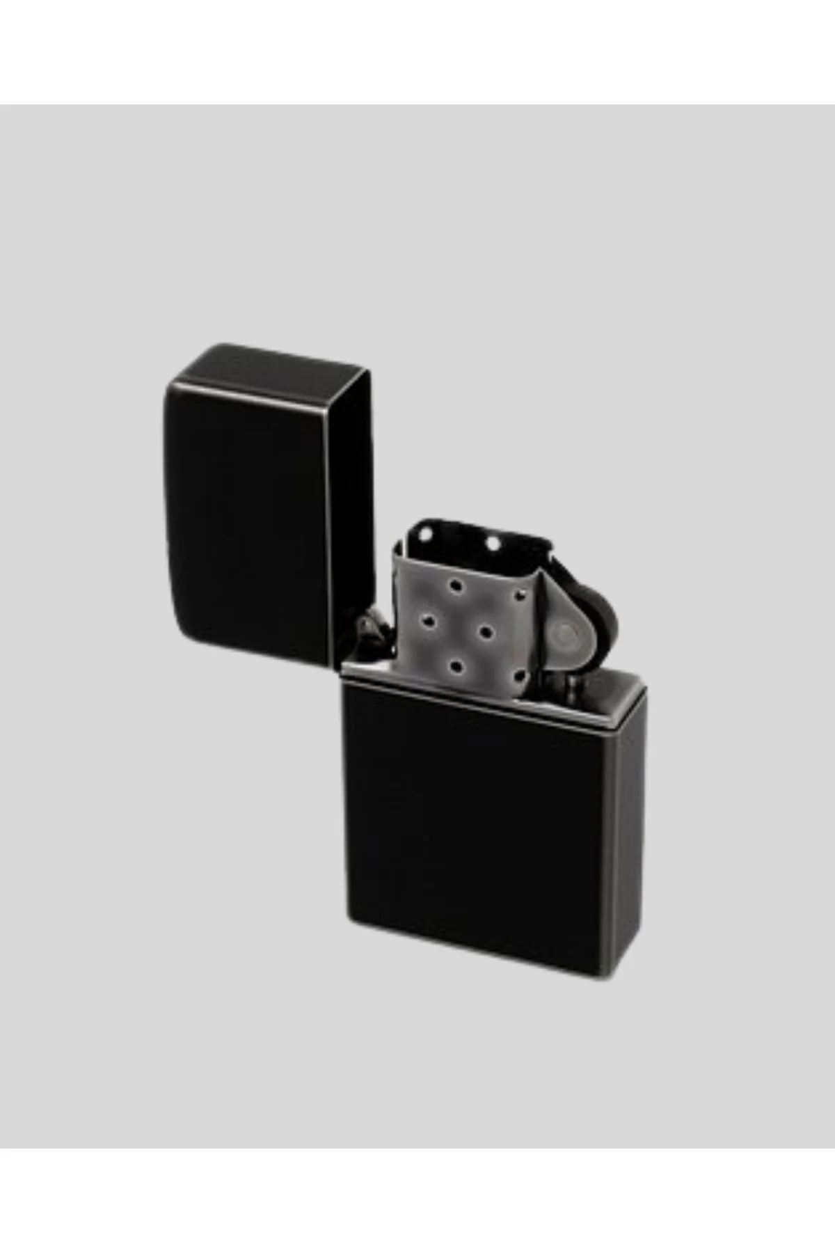 Metal Gövdeli Tasarım Çakmak Mat Yüzeyli ve Ergonomik Tutma Özell