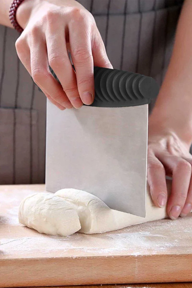 Metal Hamur Kazıyıcı - Çelik Uçlu Pratik Mutfak Yardımcısı Fiyatı, Yorumları ve Özellikleri