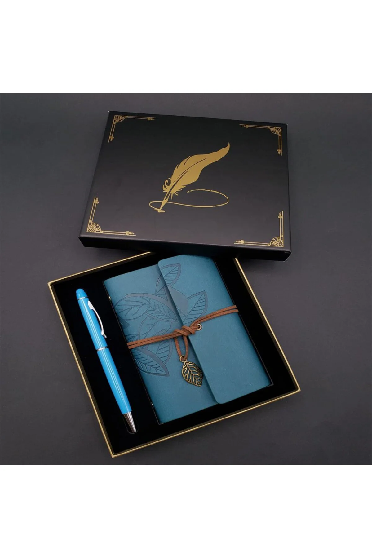 Metal Kalem ve Mavi Deri Defter