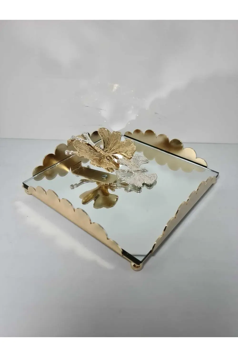 Metal Kelebekli Aynalı Gold Peçetelik