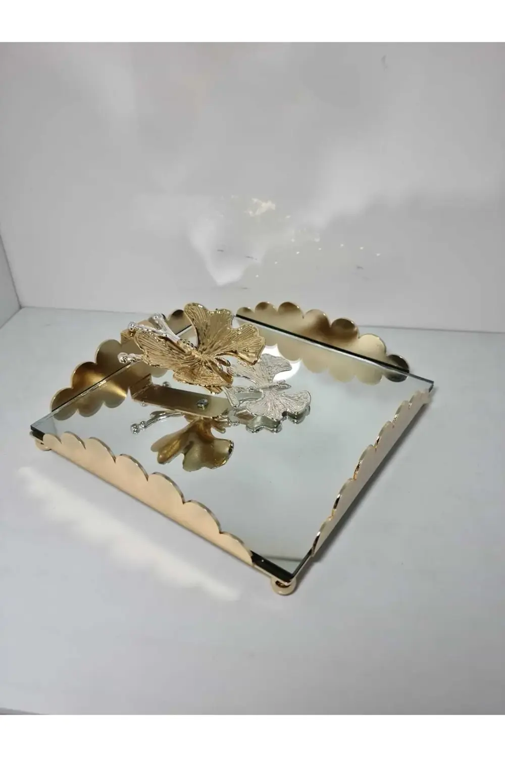 Metal Kelebekli Aynalı Gold Peçetelik