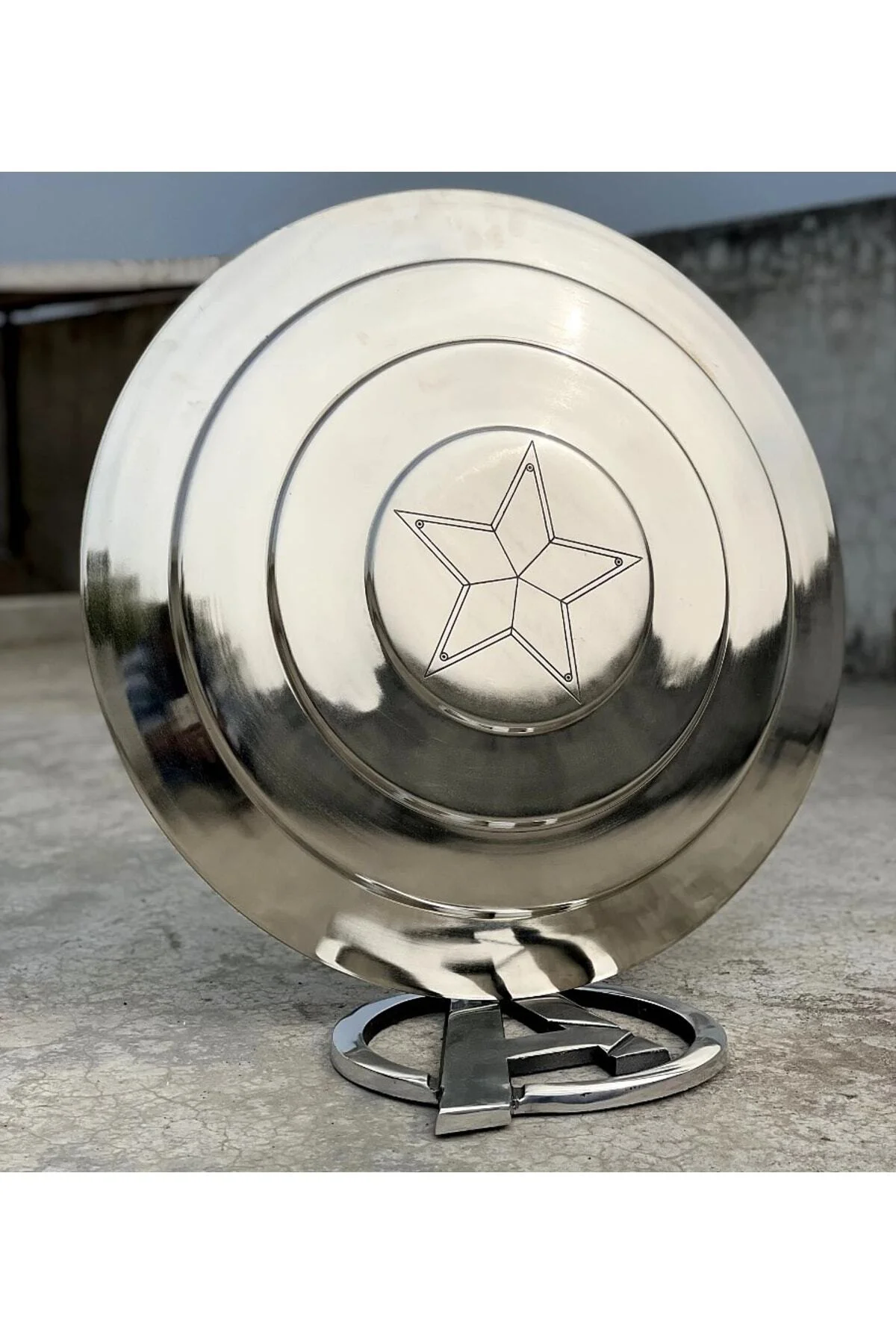 Metalik Plastik Captain America Kalkanı Standlı 35 Cm Çap (giga Boy) Fiyatı, Yorumları ve Özellikleri