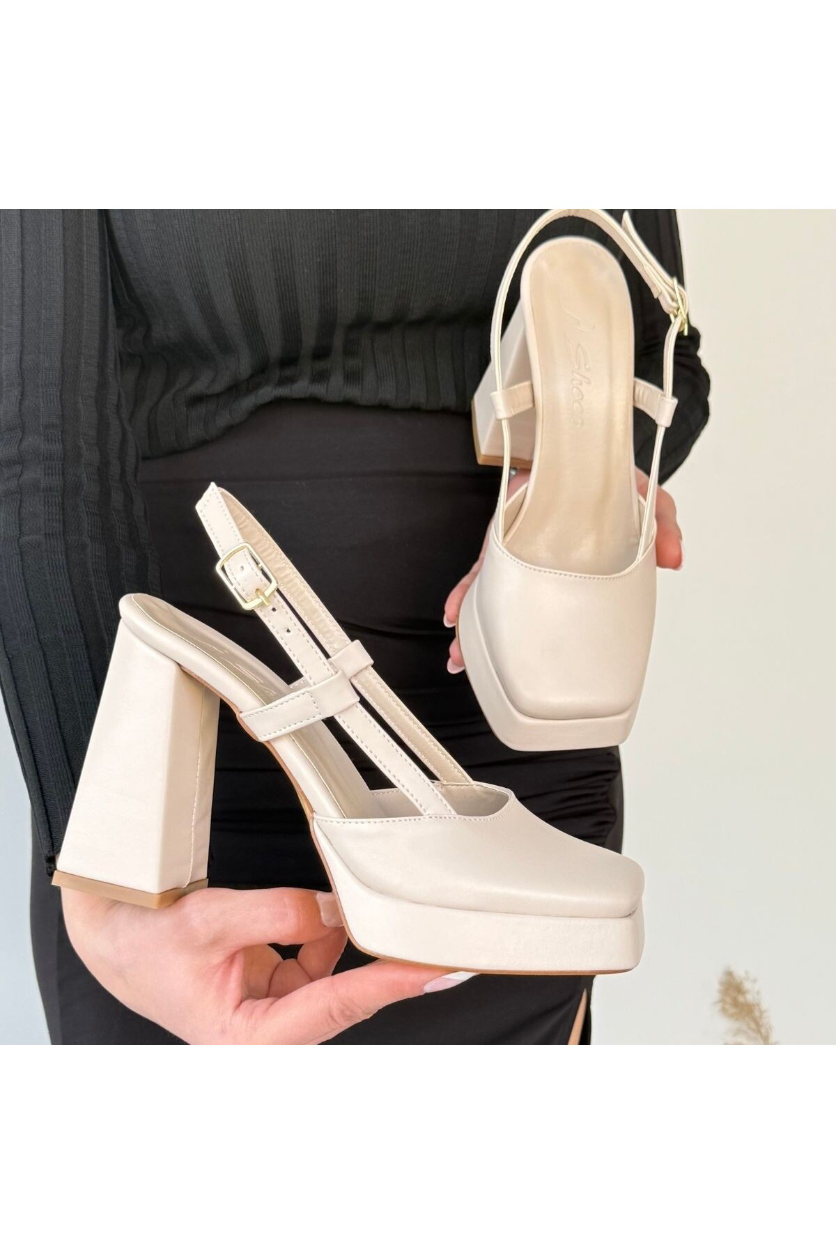 Mety Bej Cilt Topuklu Ayakkabı - Lisinya