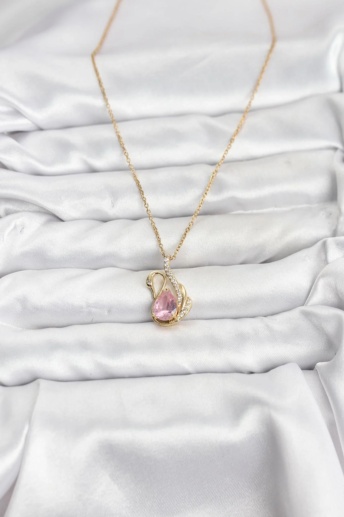 Mey İthalat® 316L Çelik Zincir Gold Renk Pembe Kuğu Model Zirkon 
