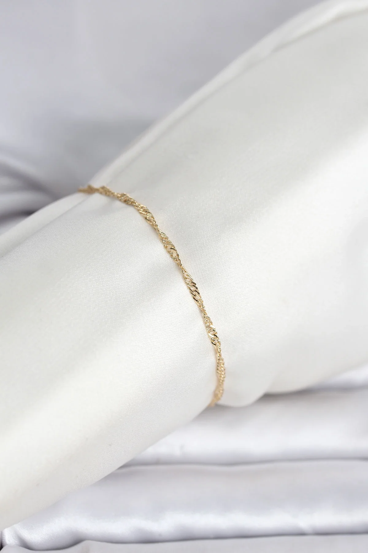 Mey İthalat® CM 14K Gold Renk Ezme Burgu Zincir Model Kadın Bilek