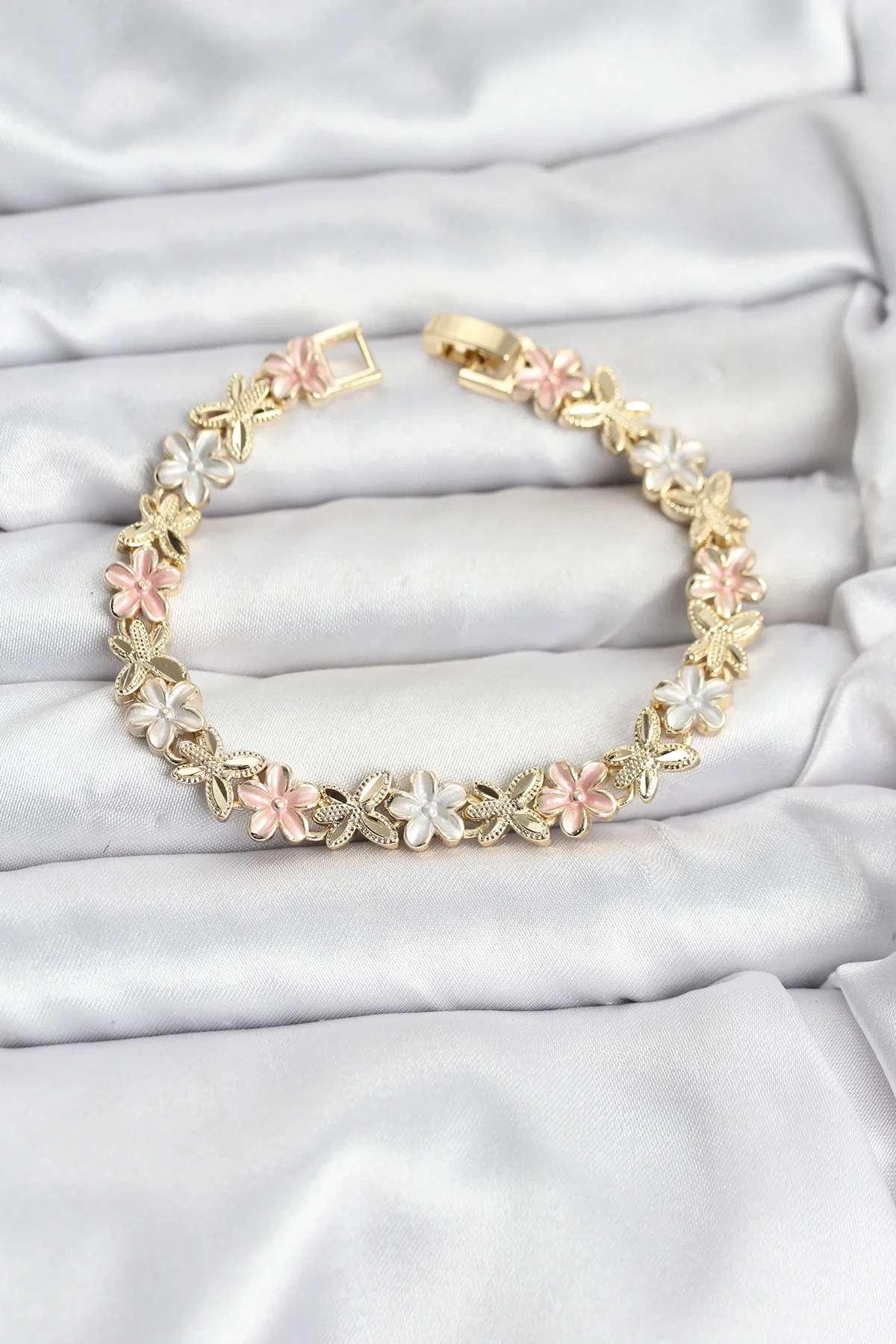 Mey İthalat® Lotus Model Pirinç Gold ve Pembe Renk Kadın Bileklik