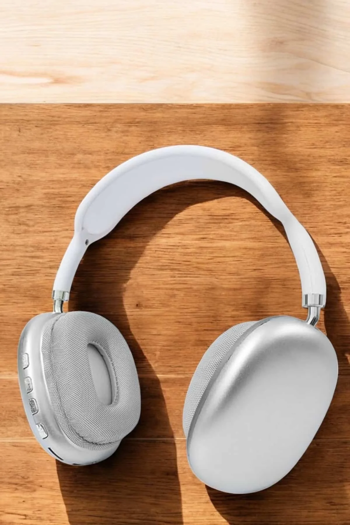 Mey İthalat® P9 Plus Kablosuz Kulak Üstü Bluetooth Kulaklık Beyaz