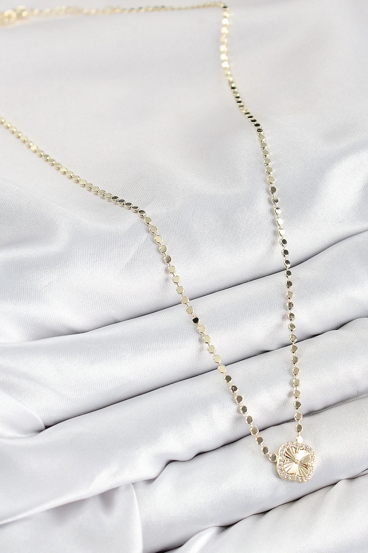 Mey İthalat® Pirinç Zirkon Taşlı Yonca Model Ezme Zincir Gold Ren