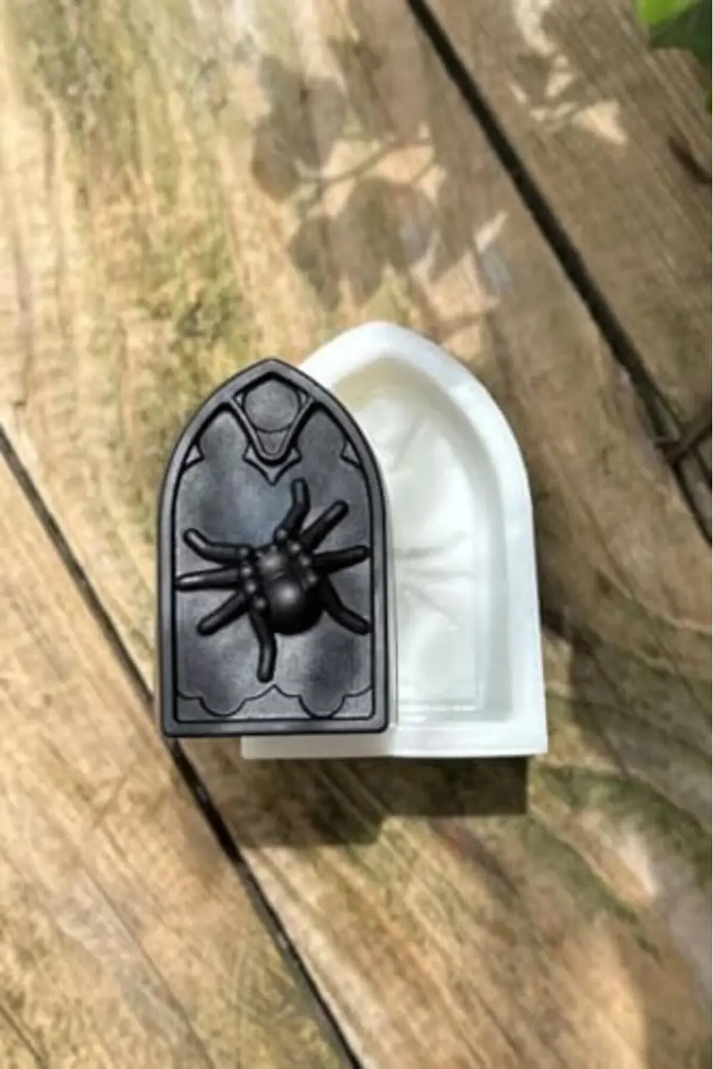 Mezar Taşı Örümcek Desenli Mum Kalıbı (Silikon) (1 Adet) 1200752