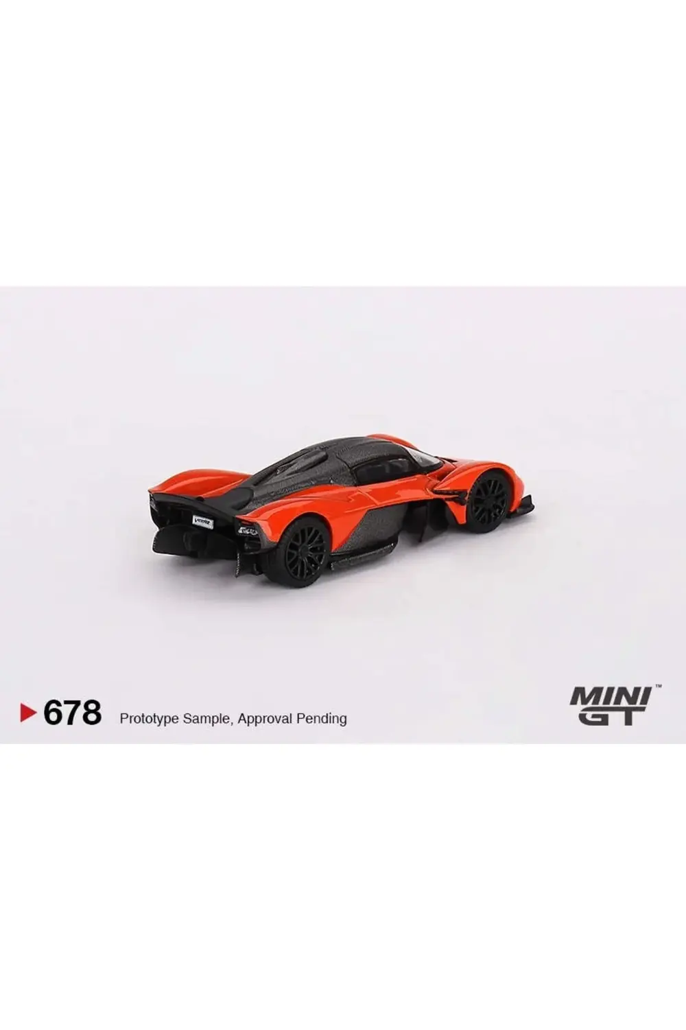 MGT00678 1/64 Aston Martin Valkyrie Maximum Orange GT