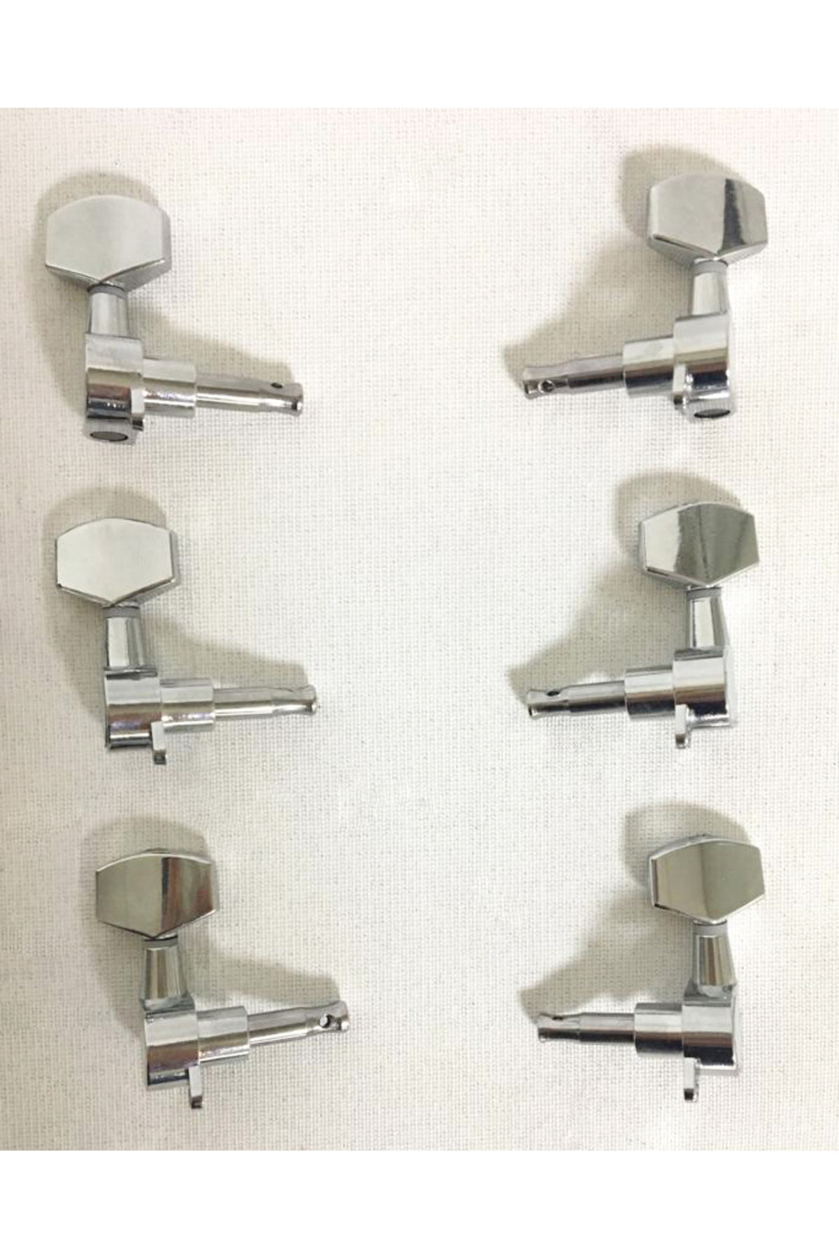 MH-E001N ELEKTRO GİTAR KULAĞI NICKEL (3 SAĞ-3 SOL)