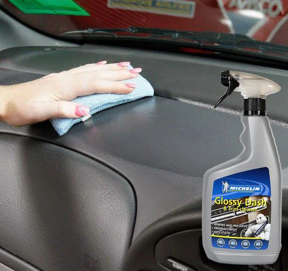 Michelin MC31388 650ml Torpido ve Trim Temizleme ve Bakım Spreyi Michelin MC31388 650ml Torpido ve Trim Temizleme ve Bakım Spreyi