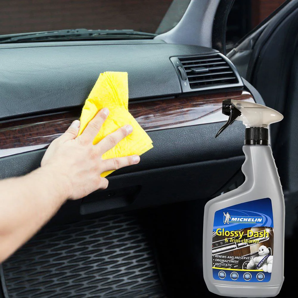 Michelin MC31388 650ml Torpido ve Trim Temizleme ve Bakım Spreyi Michelin MC31388 650ml Torpido ve Trim Temizleme ve Bakım Spreyi