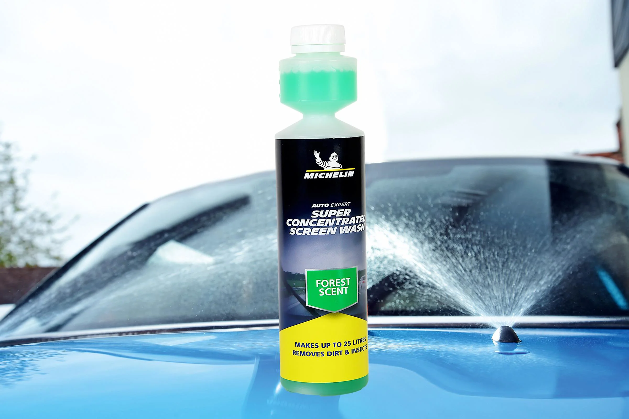 Michelin MC31999 250ml Süper Konsantre Cam Suyu Katkılı Bahar Kokulu Michelin MC31999 250ml Süper Konsantre Cam Suyu Katkılı Bahar Kokulu