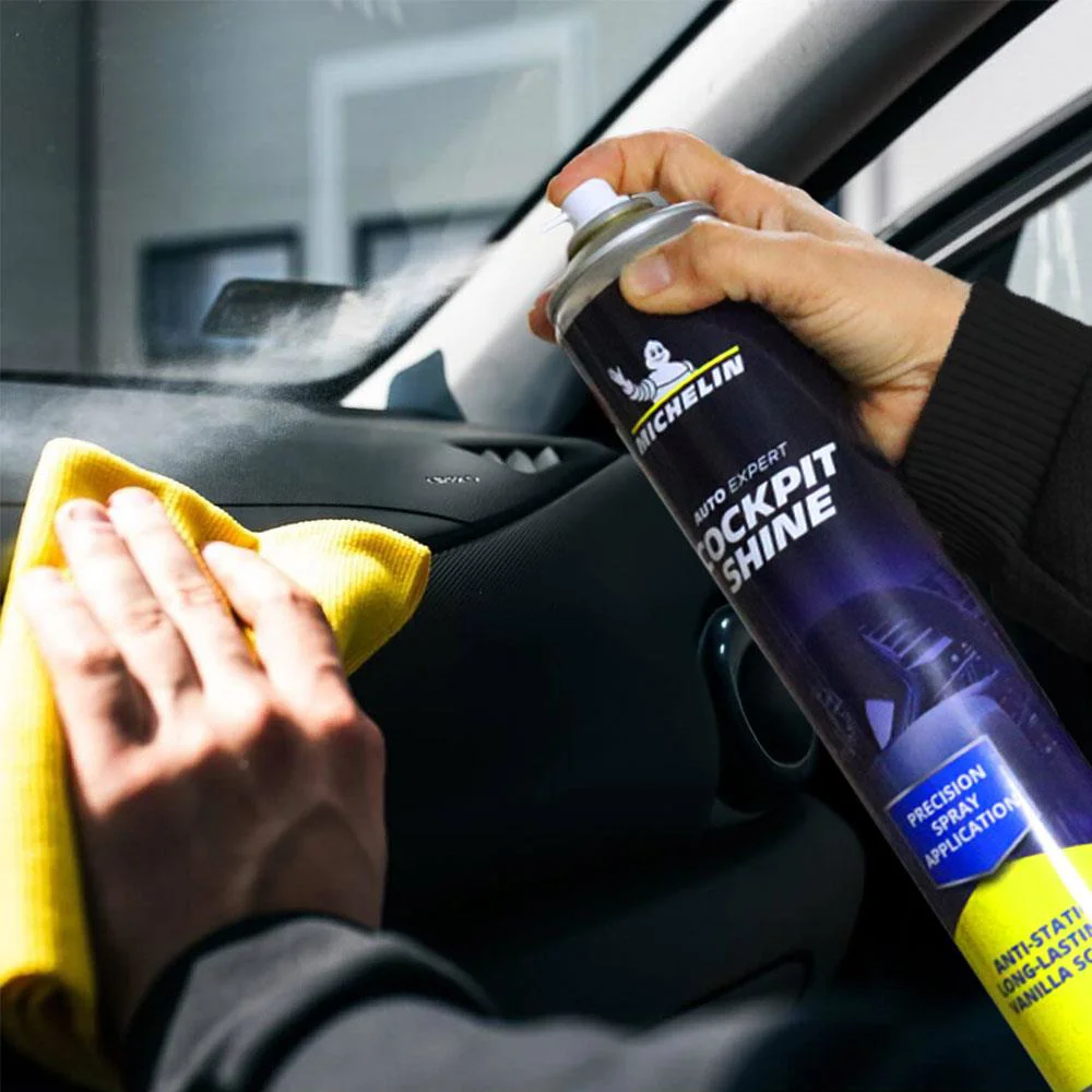 Michelin MC34334 750ml Torpido ve Kokpit Parlatma ve Bakım Spreyi Gizemli Aroma Michelin MC34334 750ml Torpido ve Kokpit Parlatma ve Bakım Spreyi Gizemli Aroma
