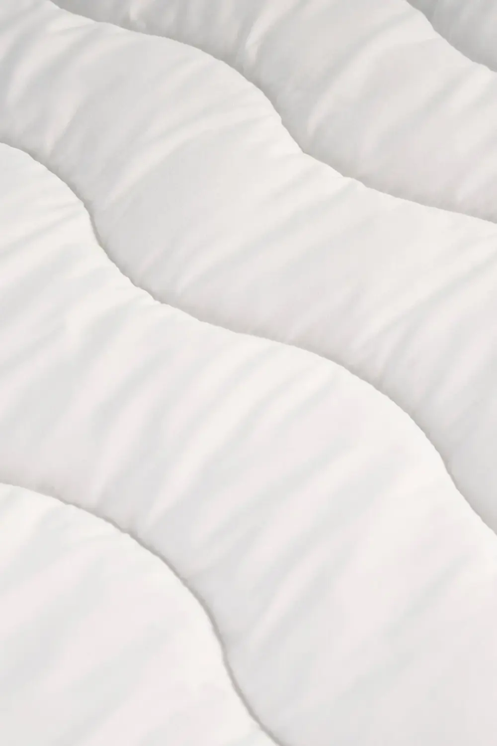 Micra Beyaz Kapitoneli Tek Kişilik Yorgan 155x215 Cm