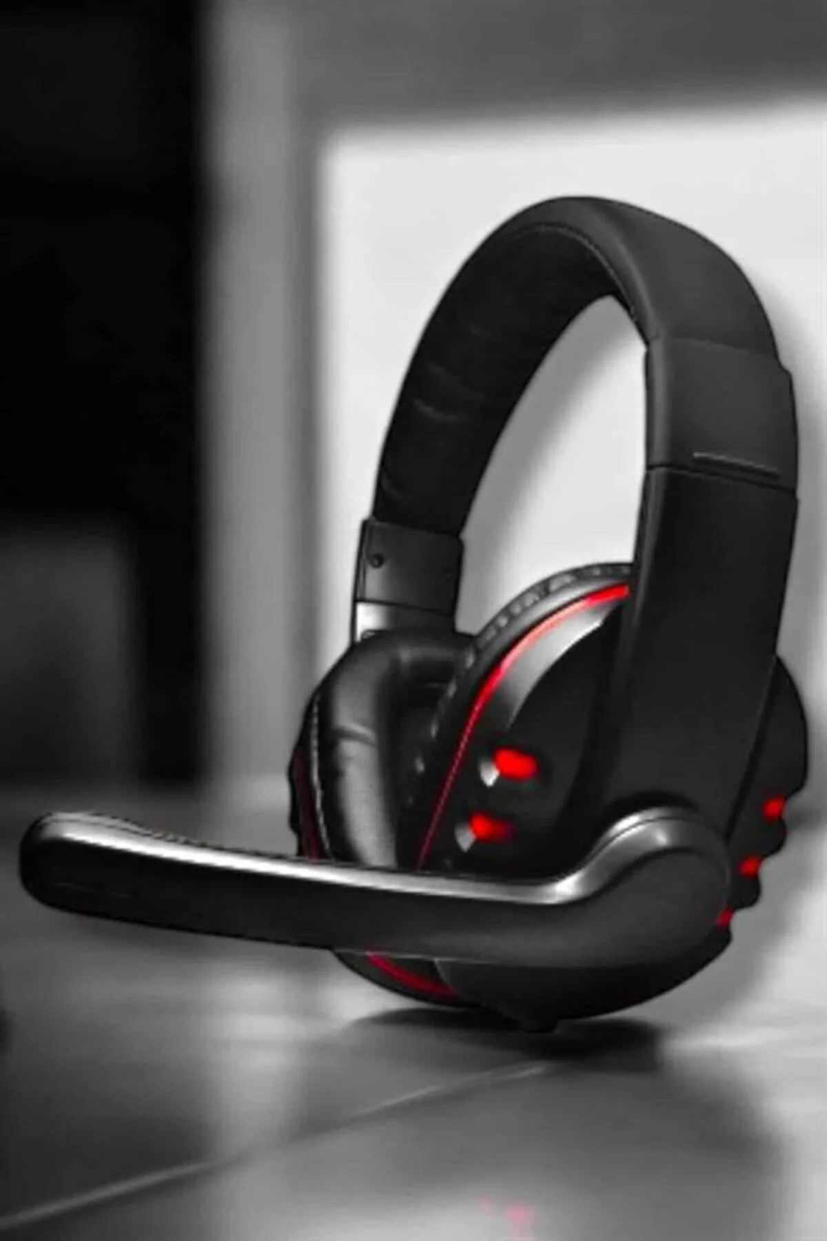 Mikrofonlu, Gürültü Engelleyici ve Dayanıklı Kulaklık: Oyun Perfo