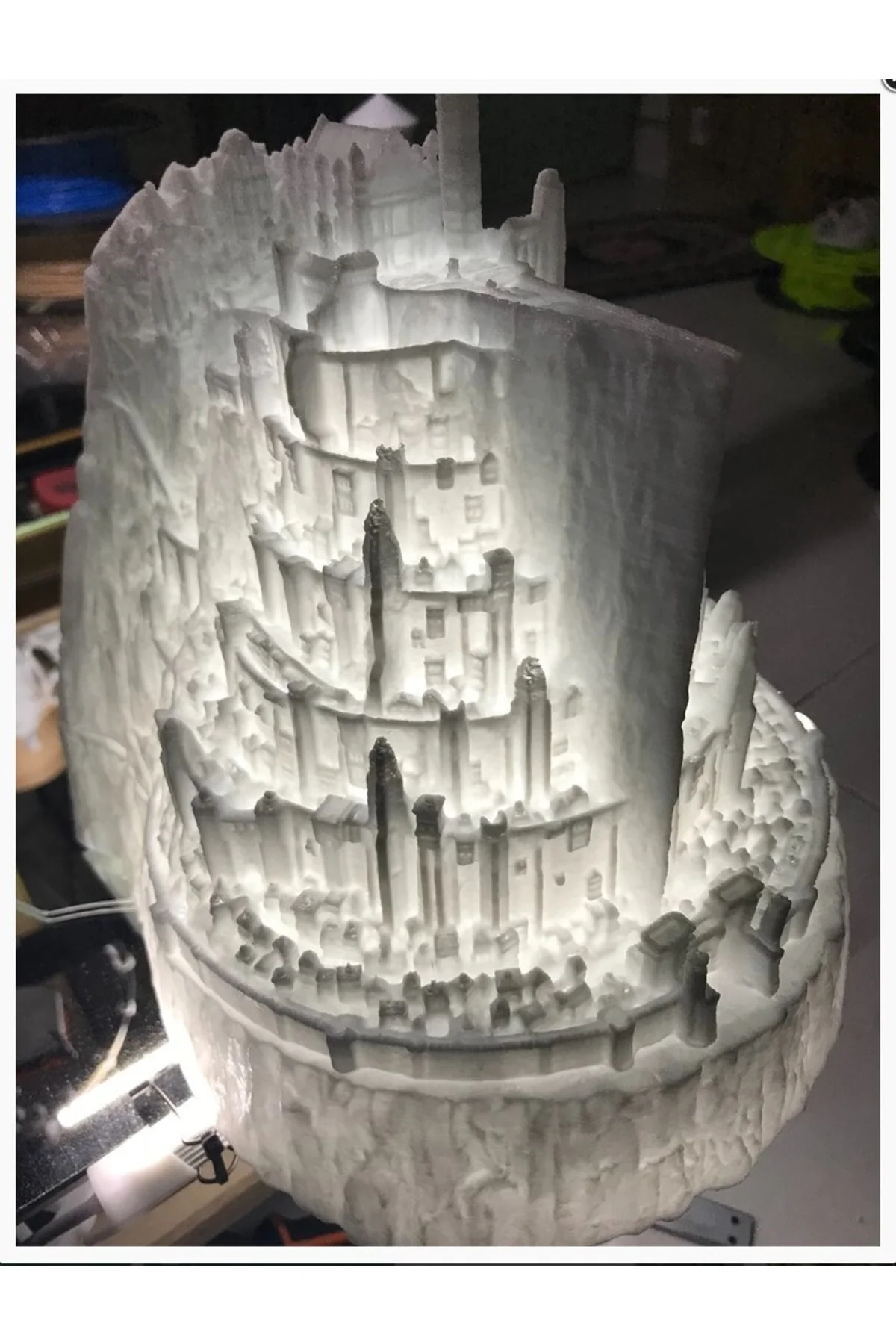 Minas Tirith Minyatürü Gece Lambası Dev Boy