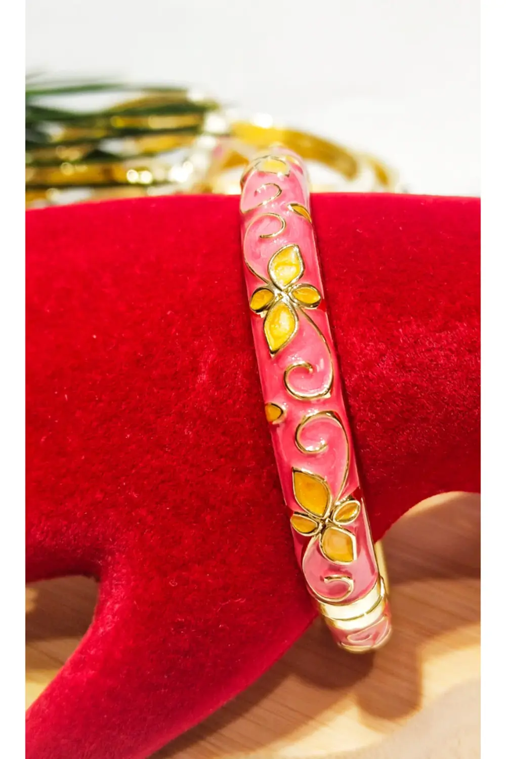 Mineli Kelepçeli Sedefli Bileklik