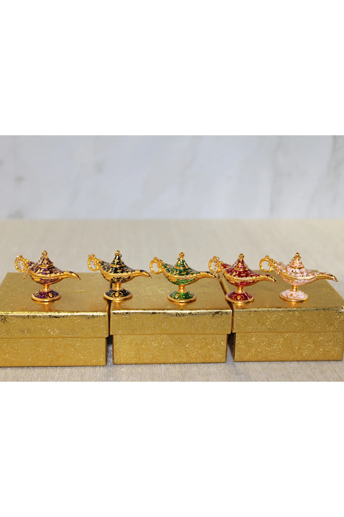 Mineli Metal Alaaddin Lambası Model 8