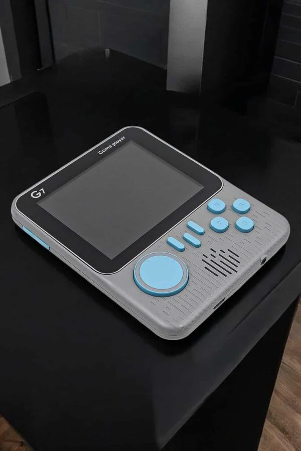 Mini Atari El Atarisi 3.5 inç LCD Retro Oyun Konsolu - 666 Oyun ve Çift Kişilik Mod