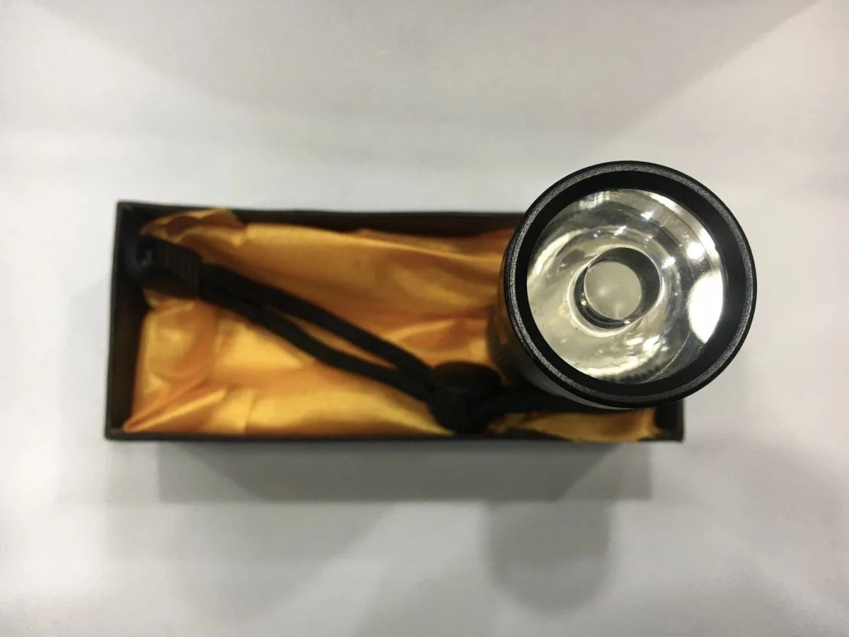 Mini Fener D35 - Beyaz LED Işıklı Cepte Taşınabilir El Feneri Fiyatı, Yorumları ve Özellikleri