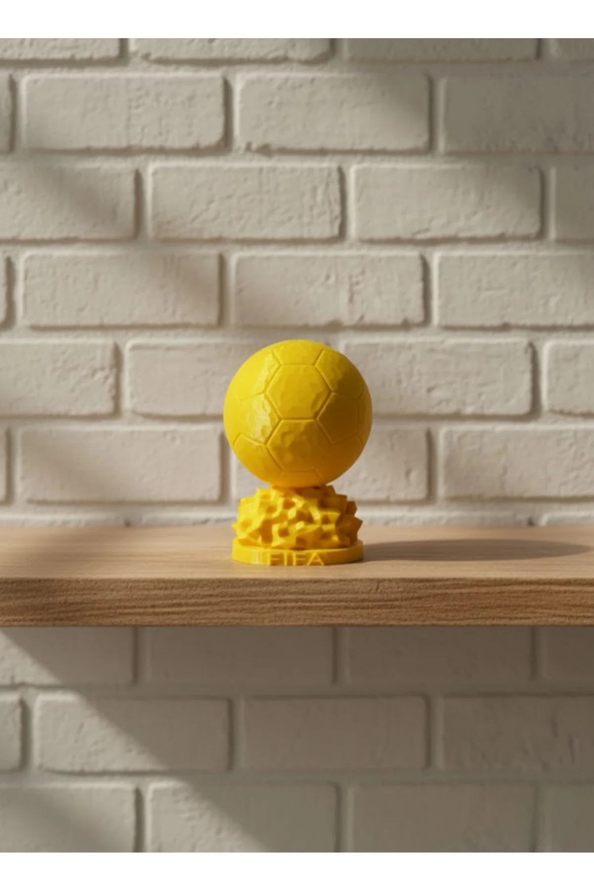 Mini Futbol Topu Biblo Sarı Renk 10Cm Spor Temalı Dekor