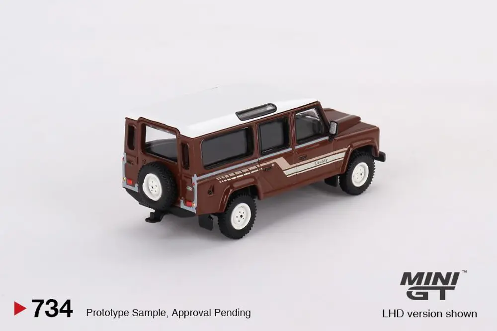 Mini GT Land Rover Defender 110 1985 County Station Wagon Russet 