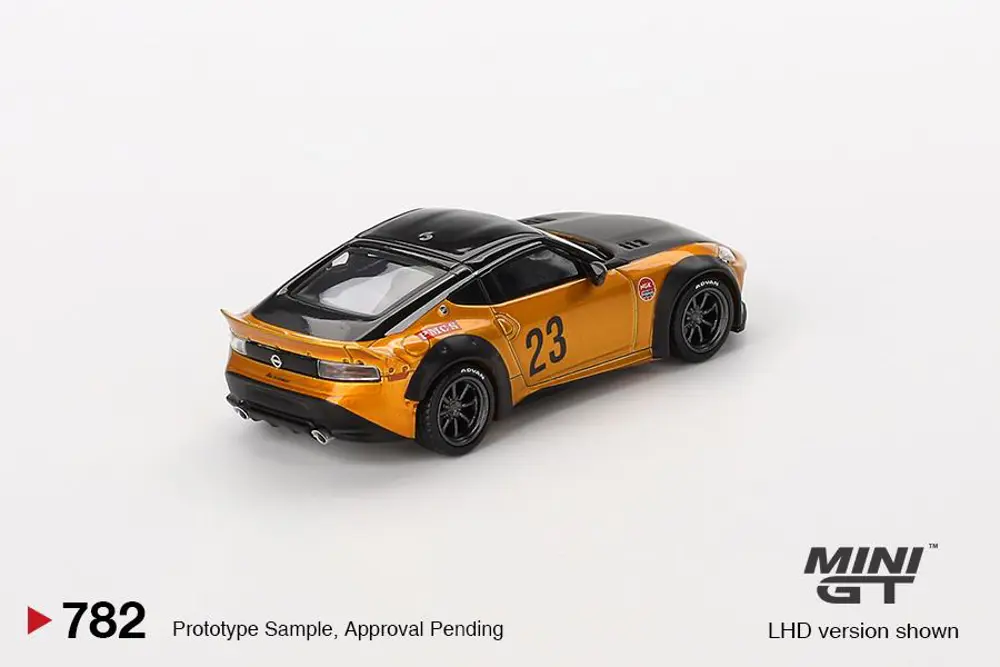 Mini GT Nissan Z LB NATION WORKS LB Gold 782 BL