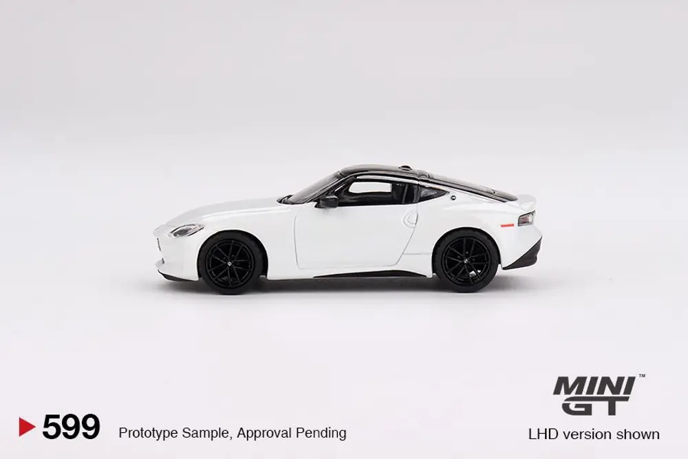 Mini GT Nissan Z Performance 2023 Everest White - 599