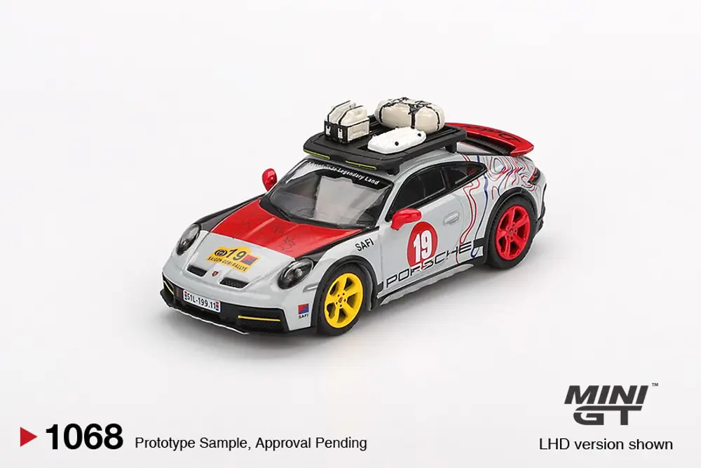 Mini GT Porsche 911 Dakar "Uncle Rally" BL 1068