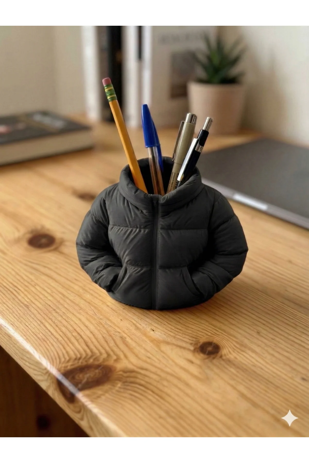 Mini Mont Figürlü Hediyelik Kalemlik Masaüstü Kalemlik Figürlü Ka