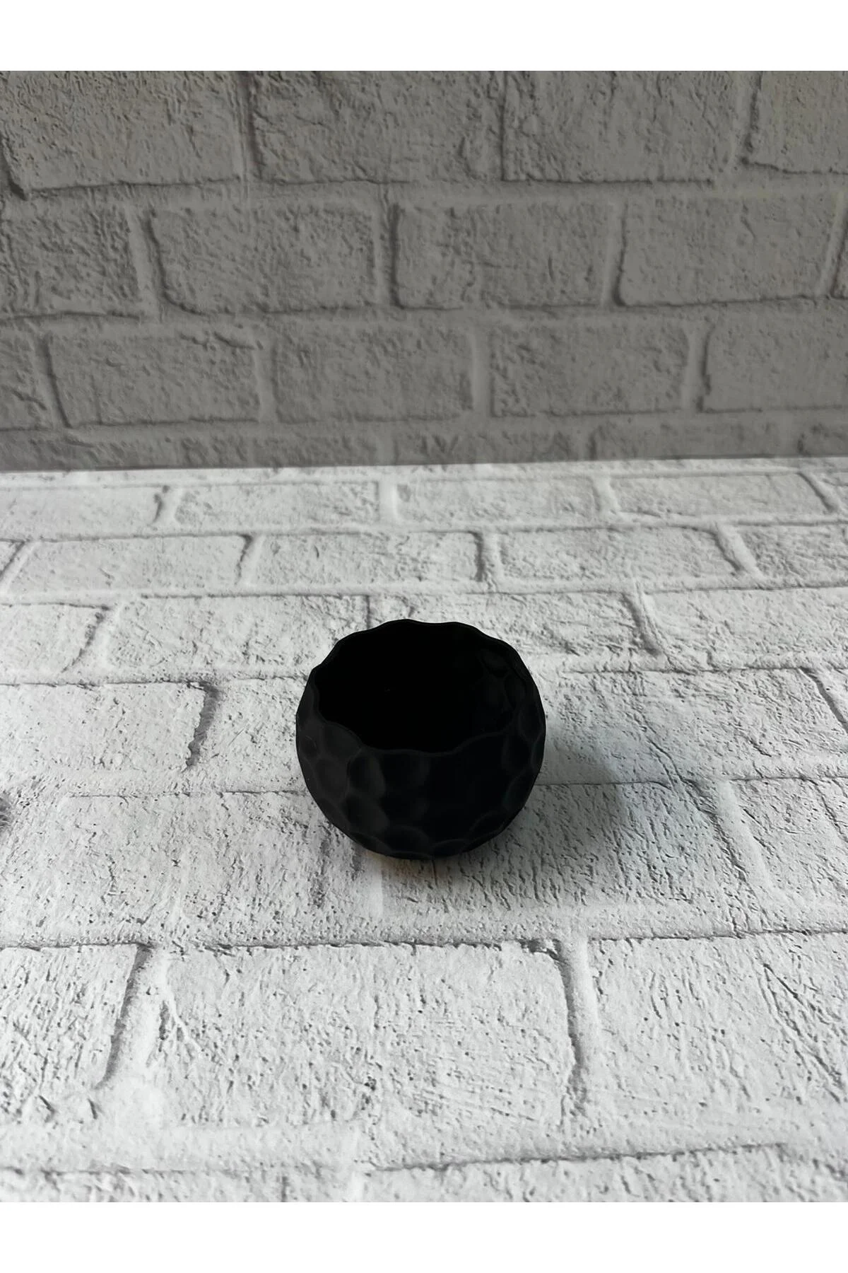 MİNİ SİYAH SAKSI - Lisinya