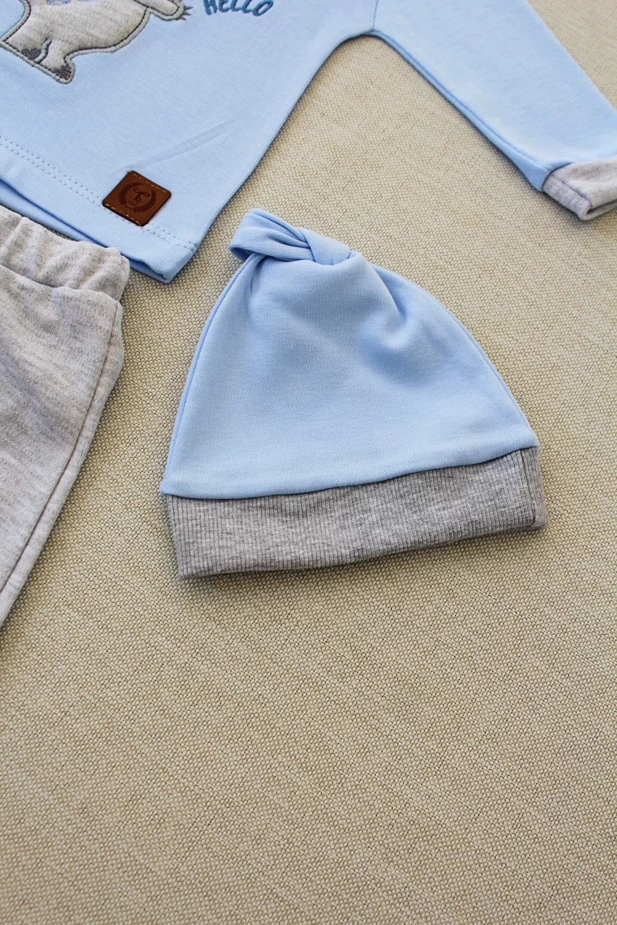 Mcem Store Minik Dino Nakışlı Şapkalı Uzun Kollu Sweat 3Lü Kız-Erkek Bebek T