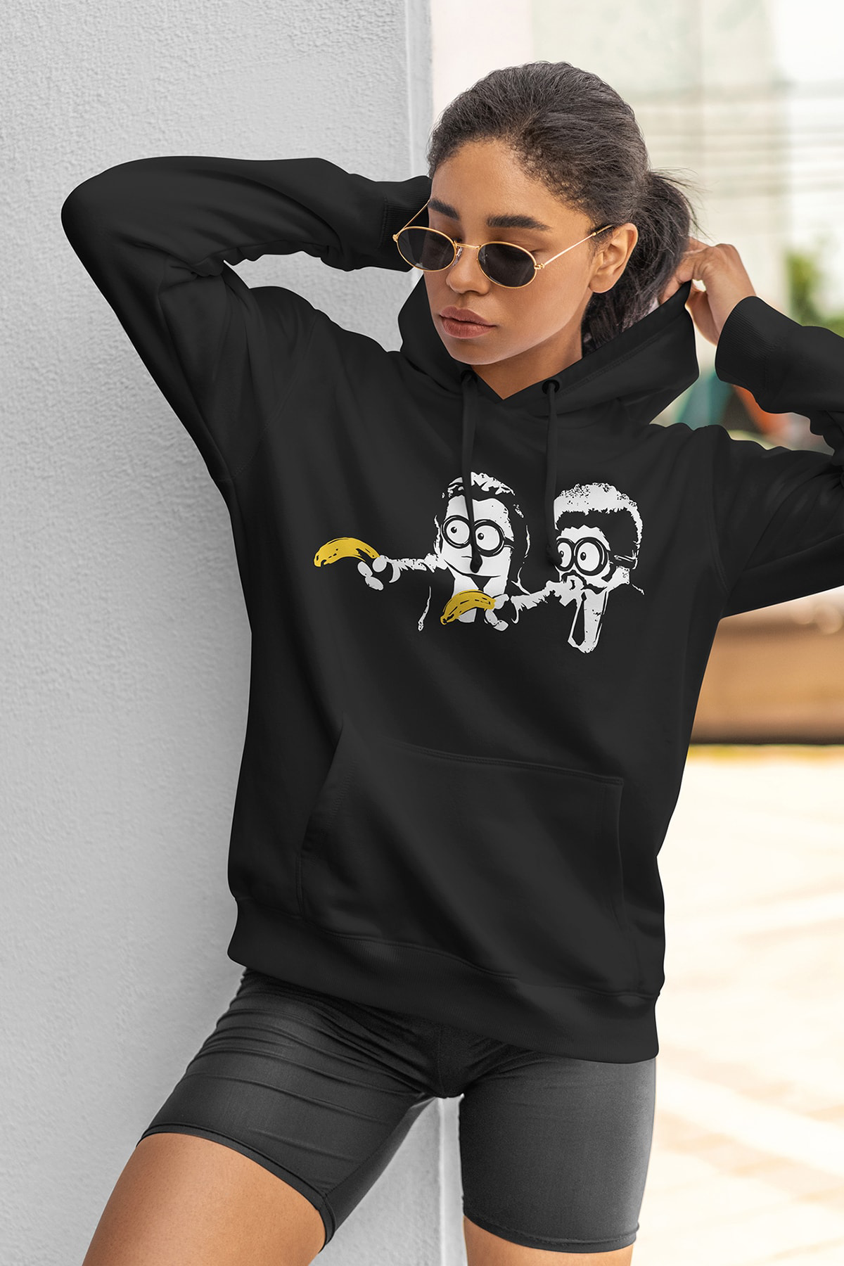 Remonz Minions Pulp Fiction Baskılı Siyah Kapüşonlu Sweatshirt 3 İplik P