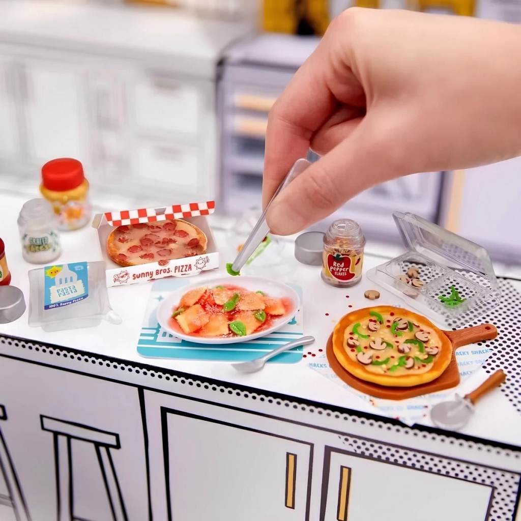 Miniverse Diner Serisi Sürpriz Paket Miniverse Diner Serisi Sürpriz Paket