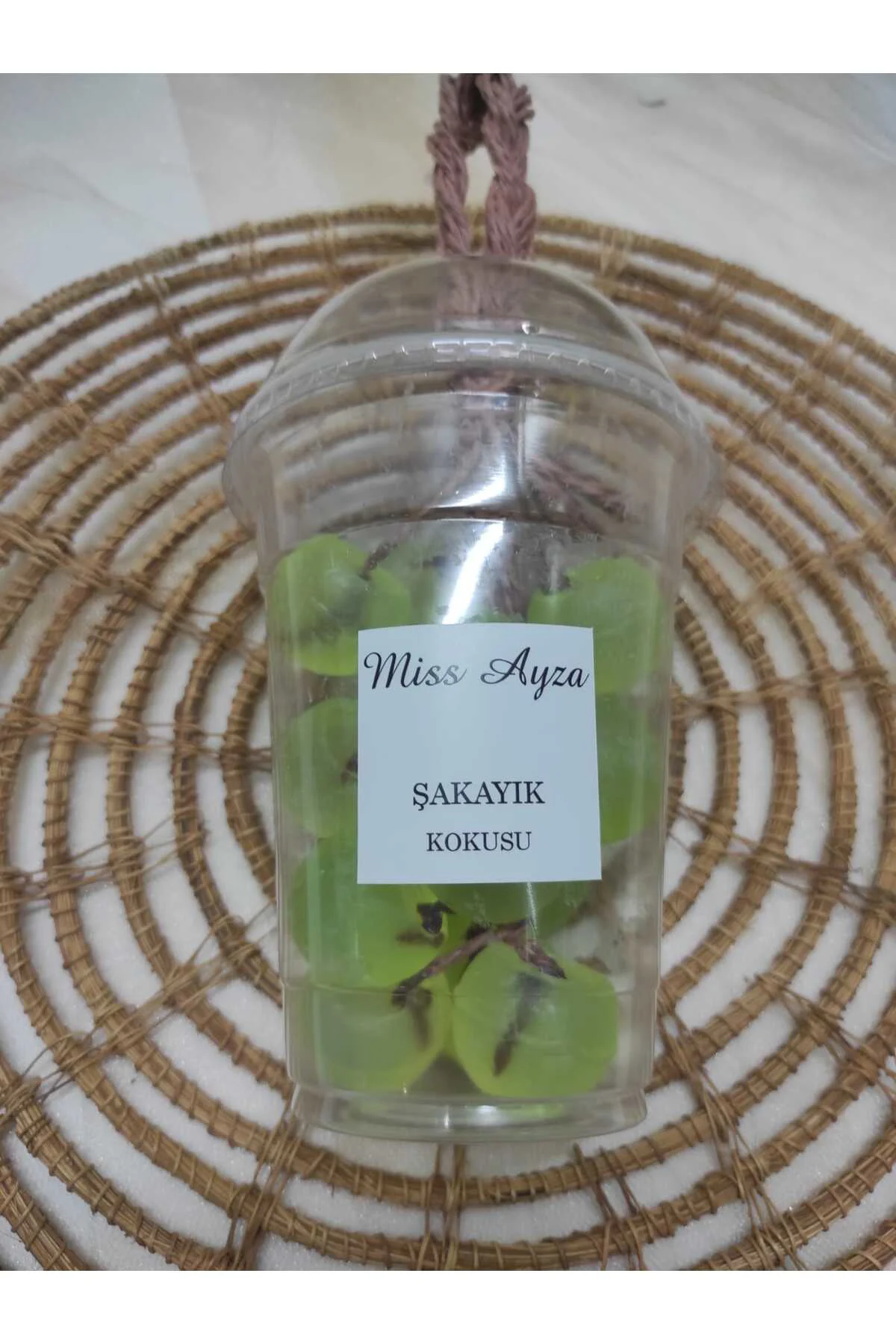MissAyza Doğal Şakayık Özlü Dekoratif Salkım Sabun - İpli Şakayık MissAyza Doğal Şakayık Özlü Dekoratif Salkım Sabun - İpli Şakayık