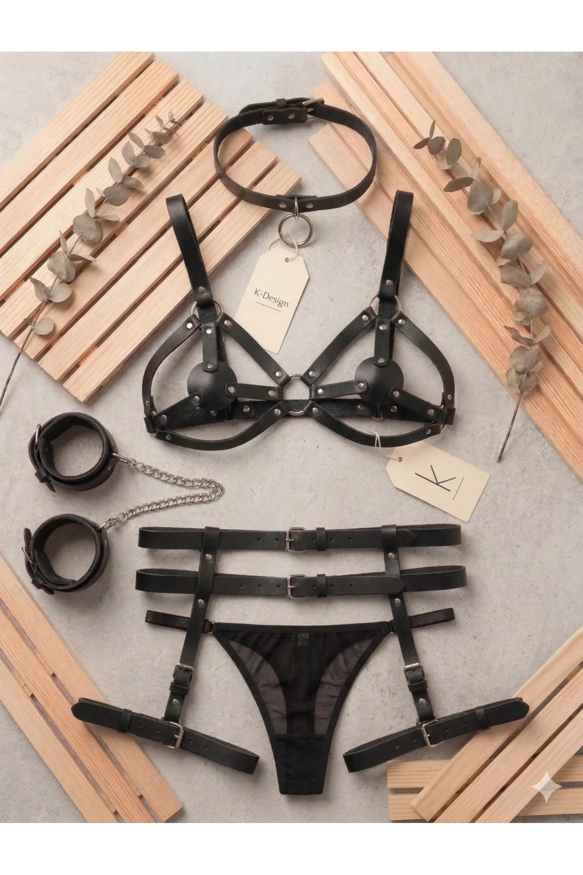 MissAyza Kırmızı Deri Harness Fantazi Giyim Seti – Ayarlanabilir Seksi Vücut Aksesuarı ART 316 MissAyza Kırmızı Deri Harness Fantazi Giyim Seti – Ayarlanabilir Seksi Vücut Aksesuarı ART 316