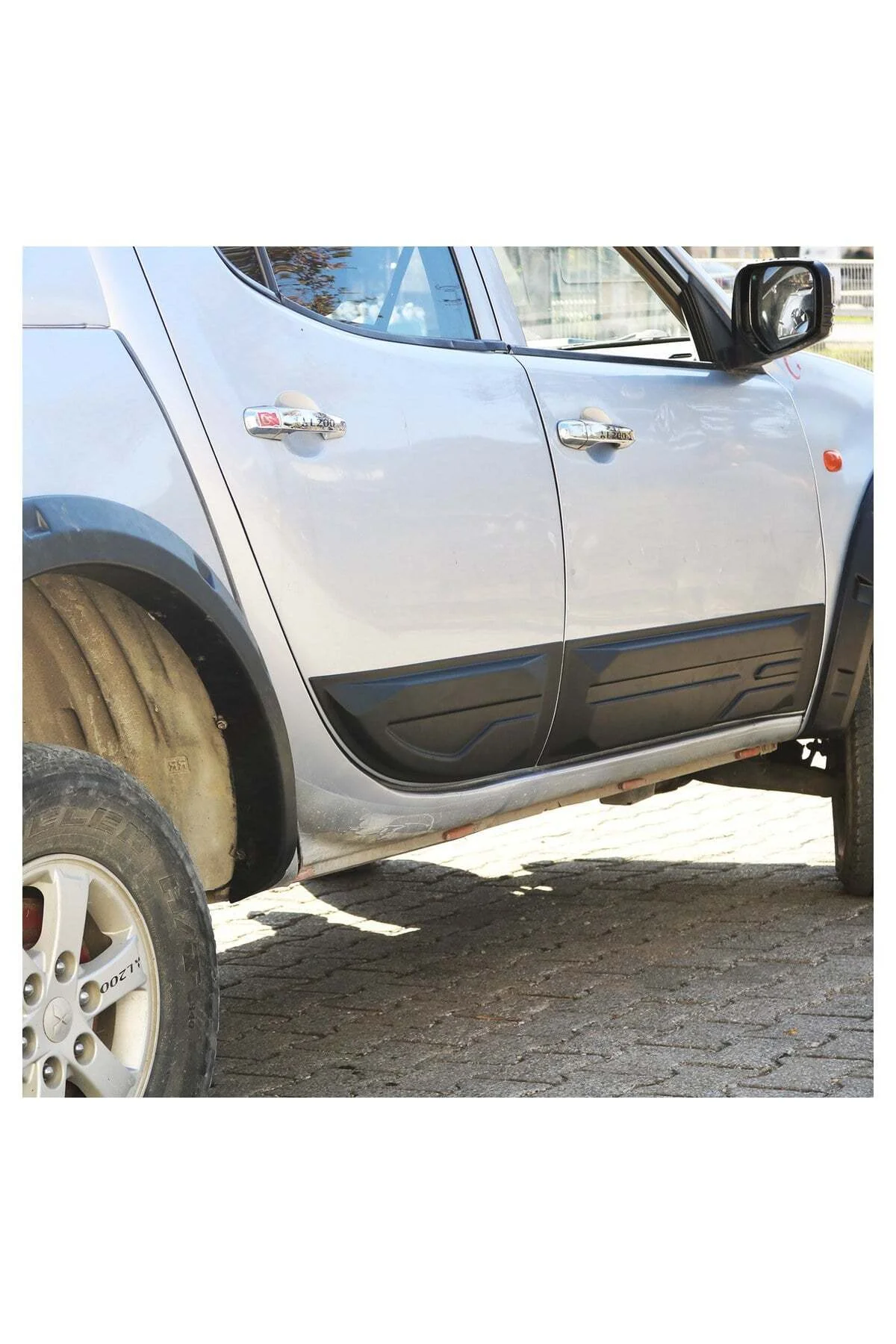 Mitsubishi L200 2007-2014 Uyumlu Kapı Dodik Seti 4 Parça ABS Mat Siyah Mitsubishi L200 2007-2014 Uyumlu Kapı Dodik Seti 4 Parça ABS Mat Siyah