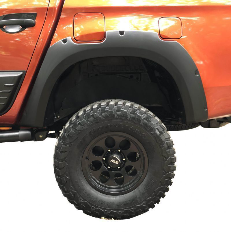 Mitsubishi L200 Uyumlu Çamurluk Kaplama Civatasız 3.5Cm Dodik Set
