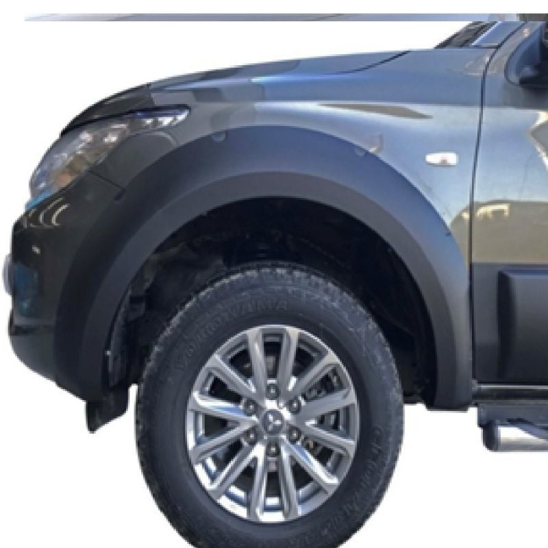 Mitsubishi L200 Uyumlu Çamurluk Kaplama 4.5Cm Civatasız Dodik Set Mitsubishi L200 Uyumlu Çamurluk Kaplama 4.5Cm Civatasız Dodik Set