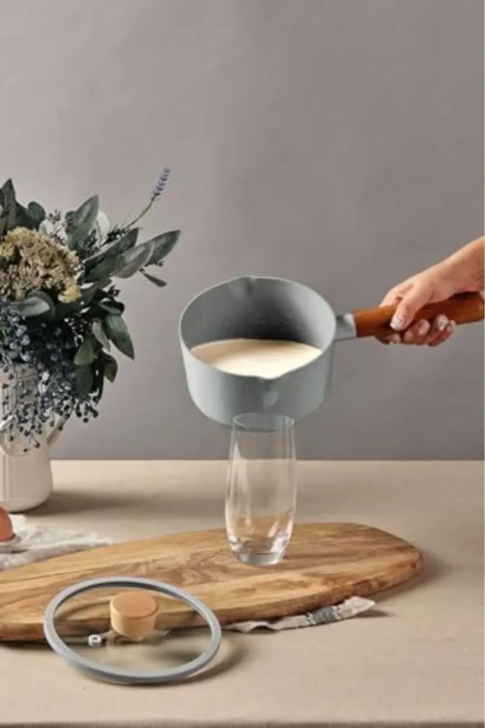 modaflux Fika Döküm Süt Tavası Cam Kapaklı Gri 16cm polynova 3955