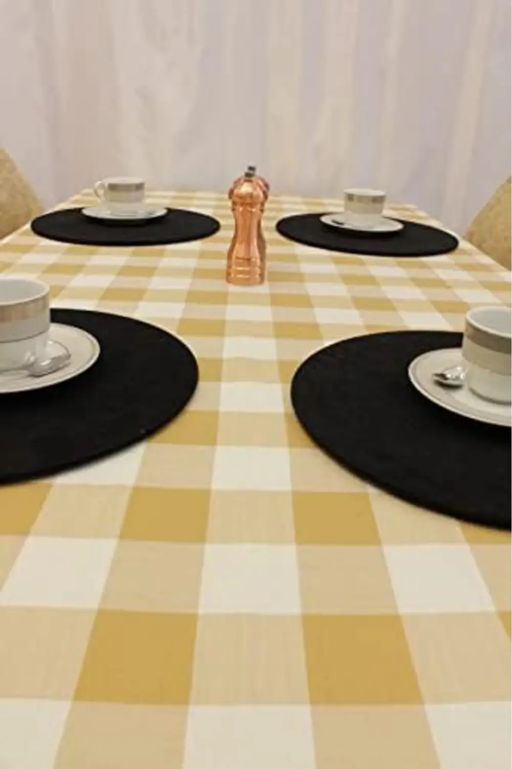 modaflux Renk Kare Desenli Full Akrilik Dokuma Masa Örtüsü 150x22