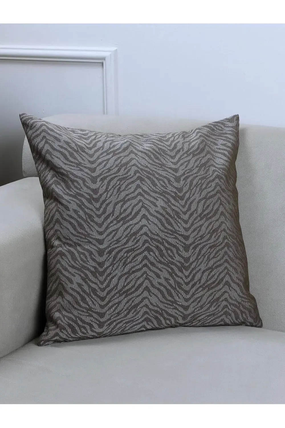 modaflux Zebrano Renkli Zebra Desenli 45x45 Kare Kırlent Kılıfı 4
